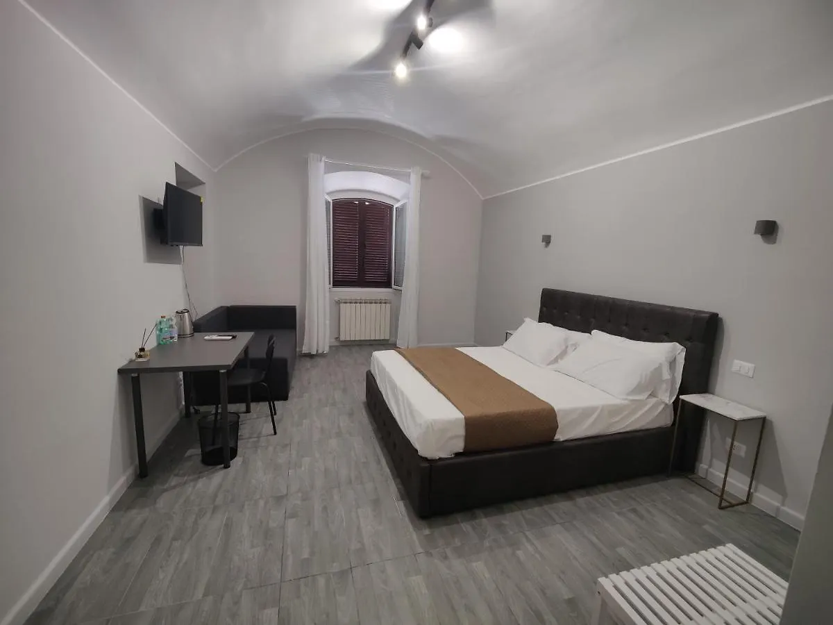 Holiday 168 Rome Guest house